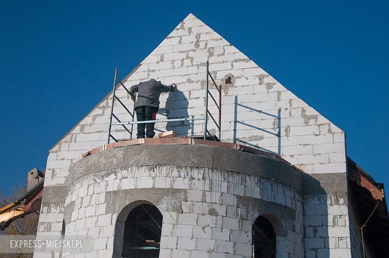 Budowa świątyni w Samborzu