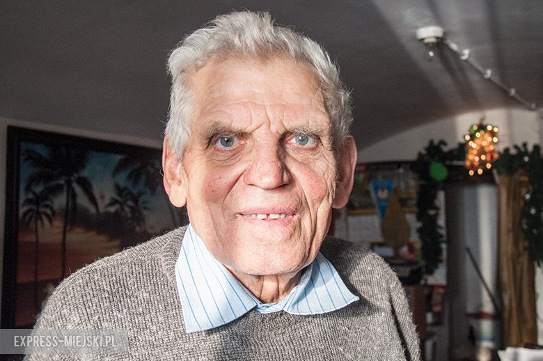 Franciszek Siwiec, przewodniczący Zarządu Powiatowej Sekcji Piłki Nożnej, Środa Śląska: Jako działacz sportowy chciałbym, by w przyszłym roku zwrócono szczególną uwagę na organizację imprez masowych, by każda z drużyn miała szansę w nich udziału. Chciałbym również, by podczas imprez sportowych kibice wykazywali większą kulturę i zachowywali się w sposób kulturalny. Jako działacze, chcielibyśmy również pozyskać większą pomoc finansową i organizacyjną przy organizacji i przygotowaniu imprez masowych, tak by każdy miał szansę zaprezentować swoje możliwości. Byłoby dobrze też, by w 2016 roku Polonia wzięła się do roboty i poprawiła swoje wyniki, bo na to czekają jej kibice. Sport to zdrowie - przez masowość do czynu!