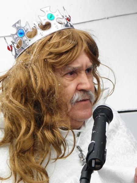 Mieszkańcy Miękini chętnie uczestniczyli w pochodzie