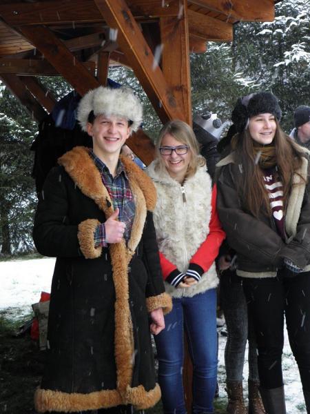 Mieszkańcy Miękini chętnie uczestniczyli w pochodzie