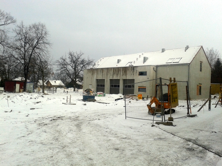 Trwają prace przy budowie podstacji pogotowia