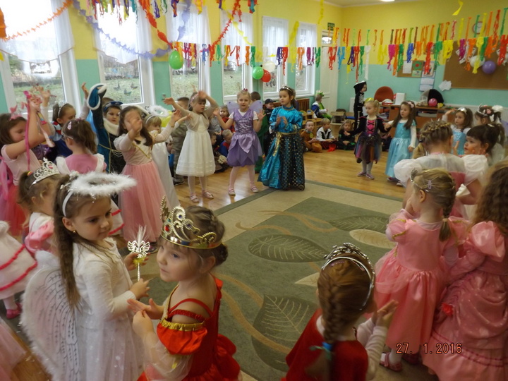 Podczas balu odbyło się wiele konkursów i zabaw