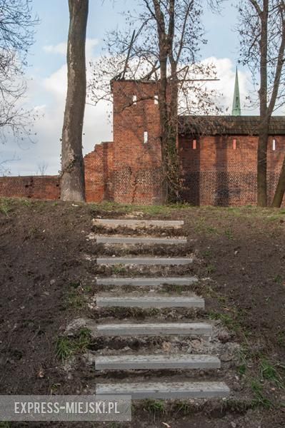 Baszta przy al. Basztowej w Środzie Śląskiej