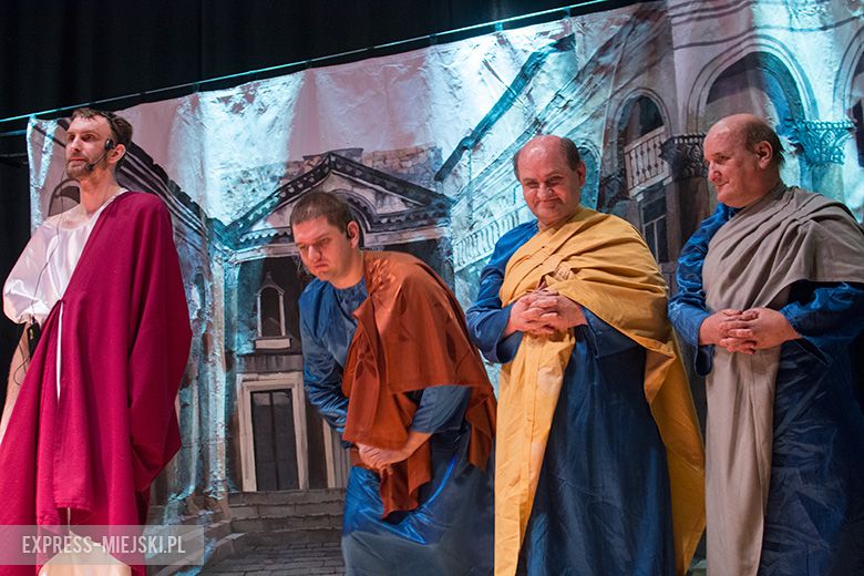 Męka Pańska w wykonaniu członków Środowiskowego Domu Samopomocy