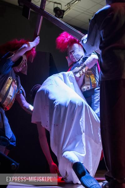 Męka Pańska w wykonaniu członków Środowiskowego Domu Samopomocy