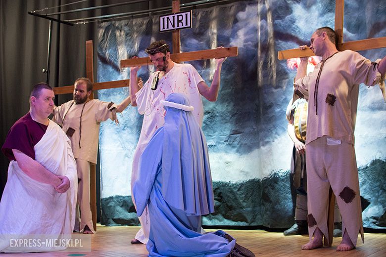 Męka Pańska w wykonaniu członków Środowiskowego Domu Samopomocy