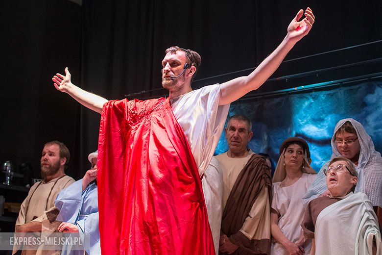 Męka Pańska w wykonaniu członków Środowiskowego Domu Samopomocy