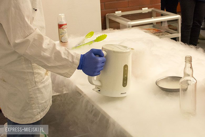 Noc z Andersenem w bibliotece