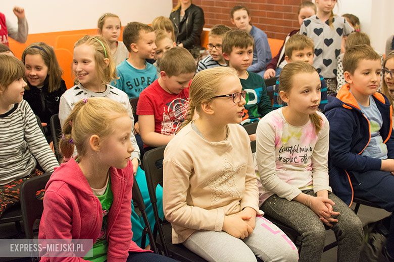 Noc z Andersenem w bibliotece