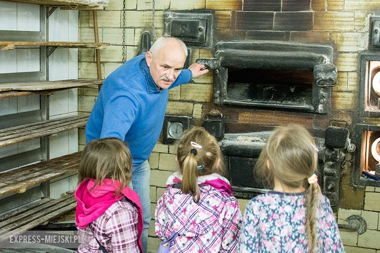 Noc z Andersenem w bibliotece
