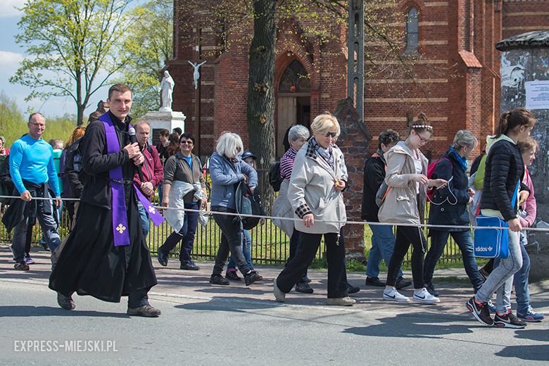 Pielgrzymka z Malczyc do Środy Śląskiej - postój w Szczepanowie