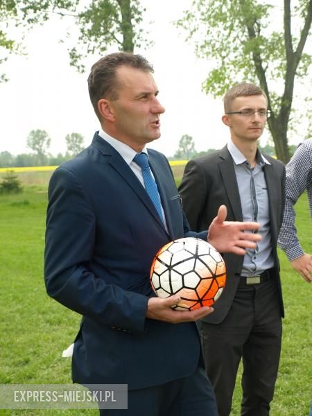 Nowe boisko w Ujeździe Górnym