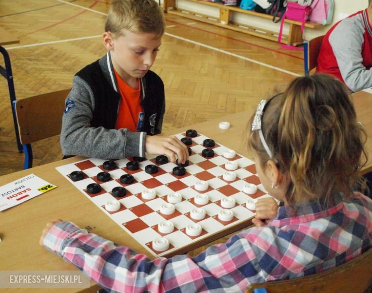 Turniej warcabowy w Rakoszycach