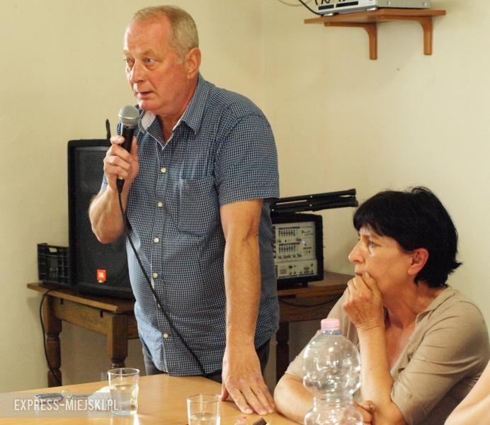 Zebranie wiejskie w Zakrzowie