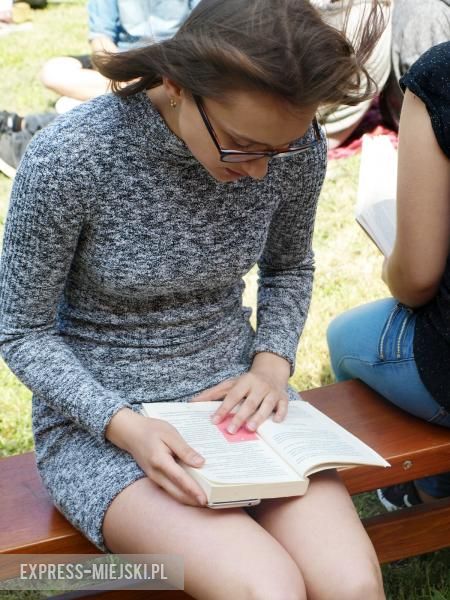 Czytanie książek w LO