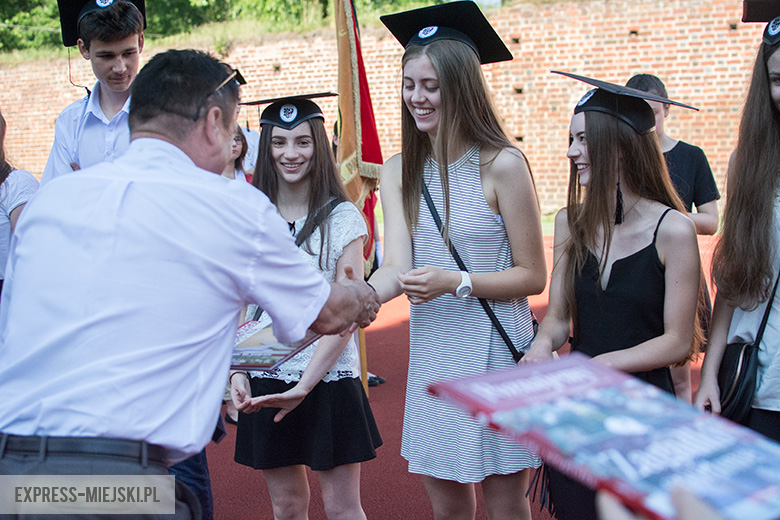 Zakończenie roku szkolnego w gimnazjum w Środzie Śląskiej