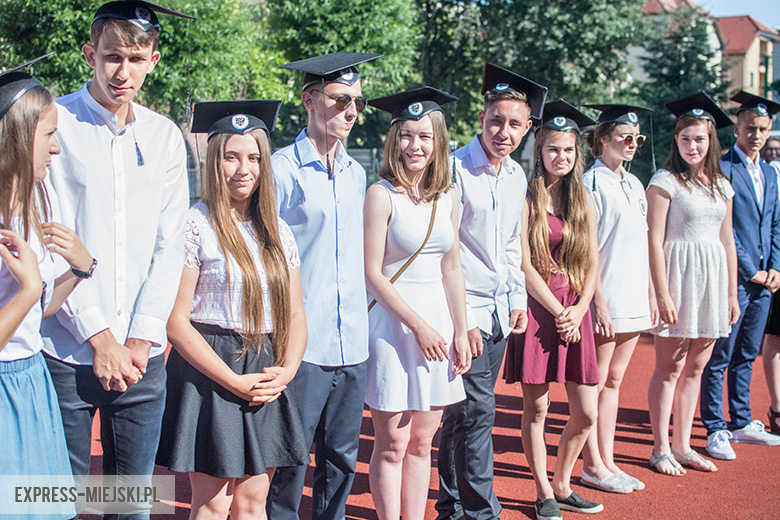 Zakończenie roku szkolnego w gimnazjum w Środzie Śląskiej