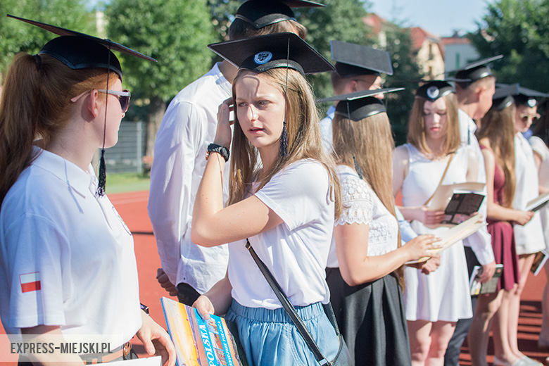 Zakończenie roku szkolnego w gimnazjum w Środzie Śląskiej