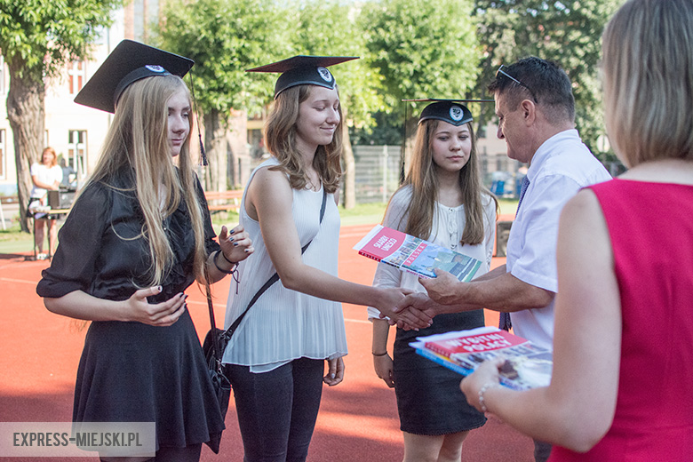 Zakończenie roku szkolnego w gimnazjum w Środzie Śląskiej