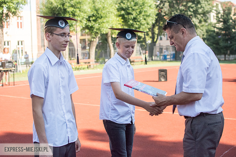 Zakończenie roku szkolnego w gimnazjum w Środzie Śląskiej