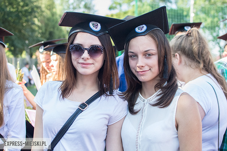 Zakończenie roku szkolnego w gimnazjum w Środzie Śląskiej