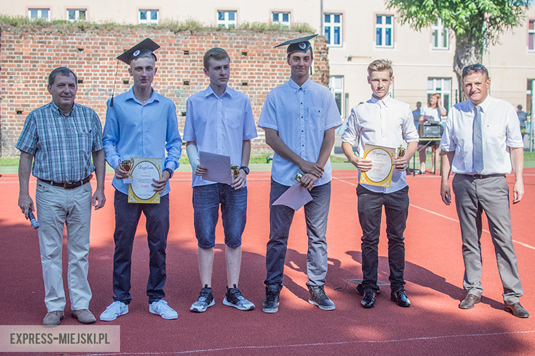Zakończenie roku szkolnego w gimnazjum w Środzie Śląskiej