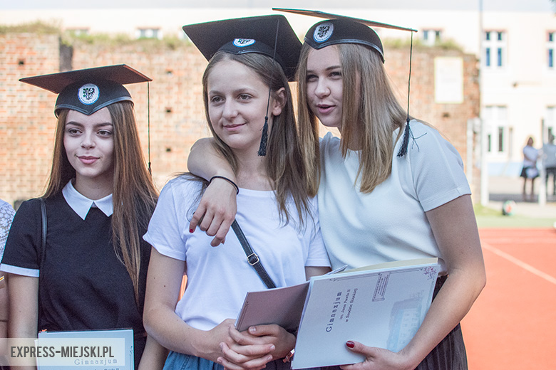 Zakończenie roku szkolnego w gimnazjum w Środzie Śląskiej
