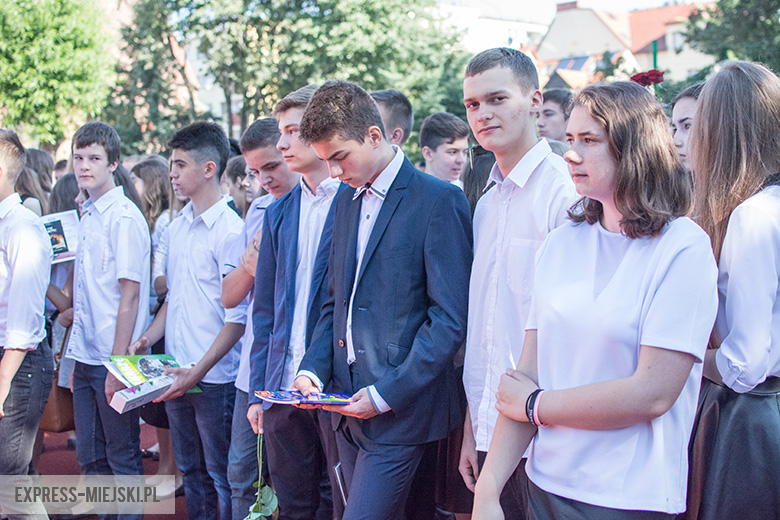 Zakończenie roku szkolnego w gimnazjum w Środzie Śląskiej