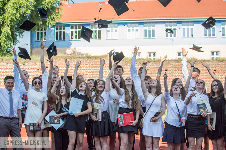 Zakończenie roku szkolnego w gimnazjum w Środzie Śląskiej