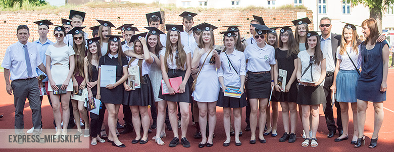 Zakończenie roku szkolnego w gimnazjum w Środzie Śląskiej