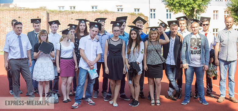 Zakończenie roku szkolnego w gimnazjum w Środzie Śląskiej