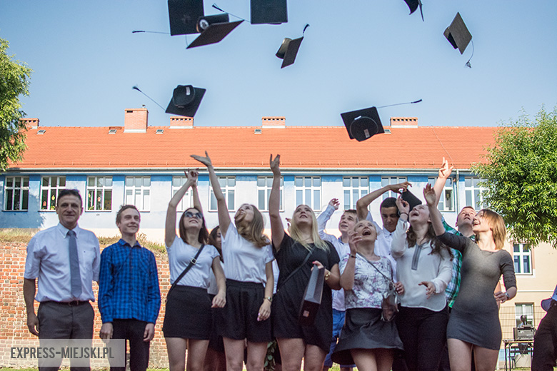 Zakończenie roku szkolnego w gimnazjum w Środzie Śląskiej