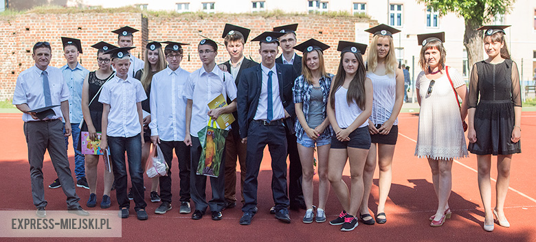 Zakończenie roku szkolnego w gimnazjum w Środzie Śląskiej