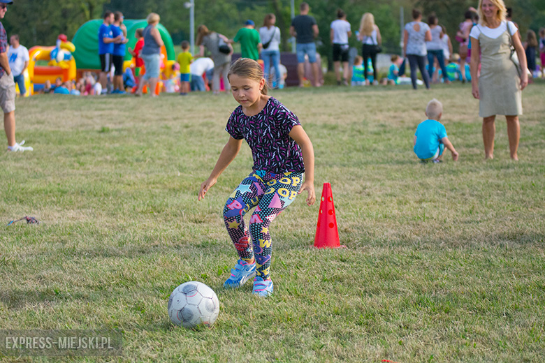 Letni piknik przy średzkim basenie