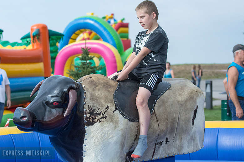 Letni piknik przy średzkim basenie