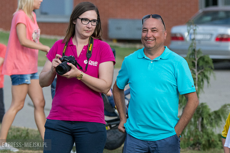 Letni piknik przy średzkim basenie