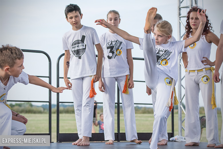Letni piknik przy średzkim basenie