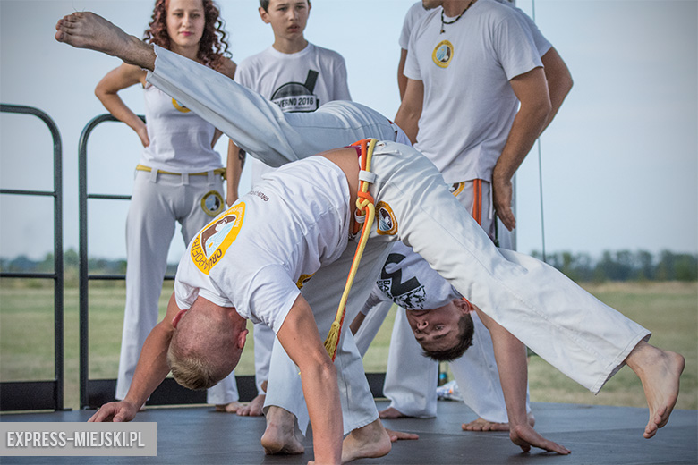 Letni piknik przy średzkim basenie