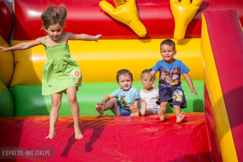 Letni piknik przy średzkim basenie