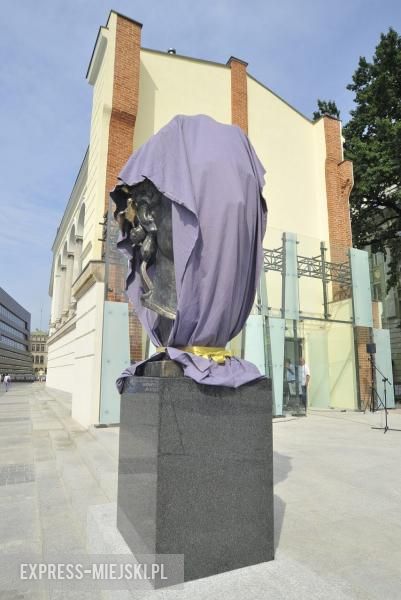 Głowa Orfeusza ku czci dzieła