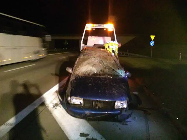 Dachowanie auta na autostradzie A4