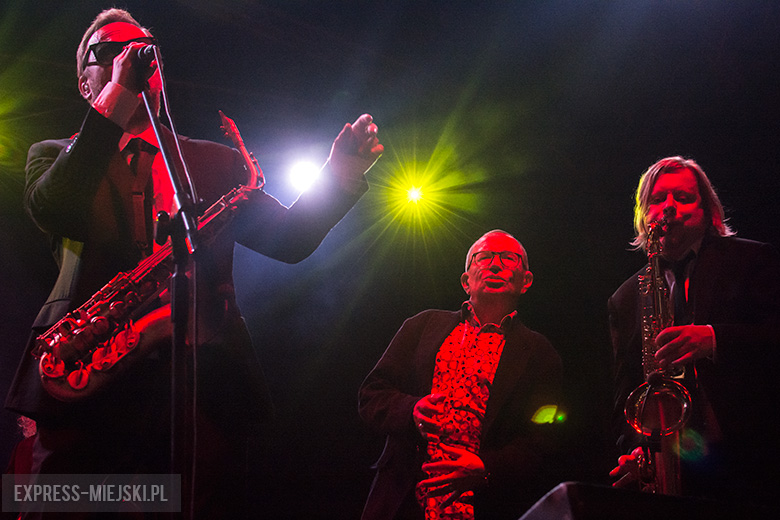 Sobota w Święto Wina w Mieście Skarbów - koncert Poparzeni Kawą Trzy