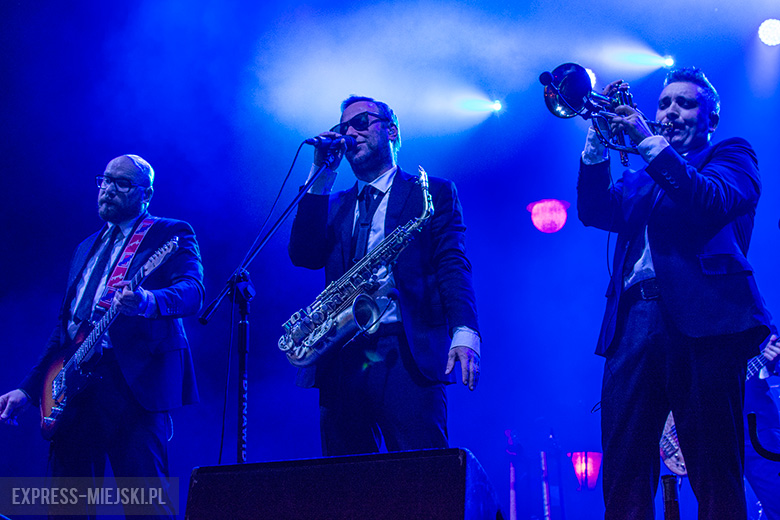 Sobota w Święto Wina w Mieście Skarbów - koncert Poparzeni Kawą Trzy