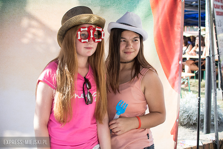 Niedziela - w Święto Wina w Mieście Skarbów