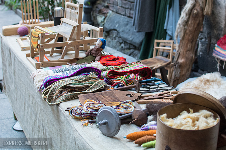 Niedziela - w Święto Wina w Mieście Skarbów