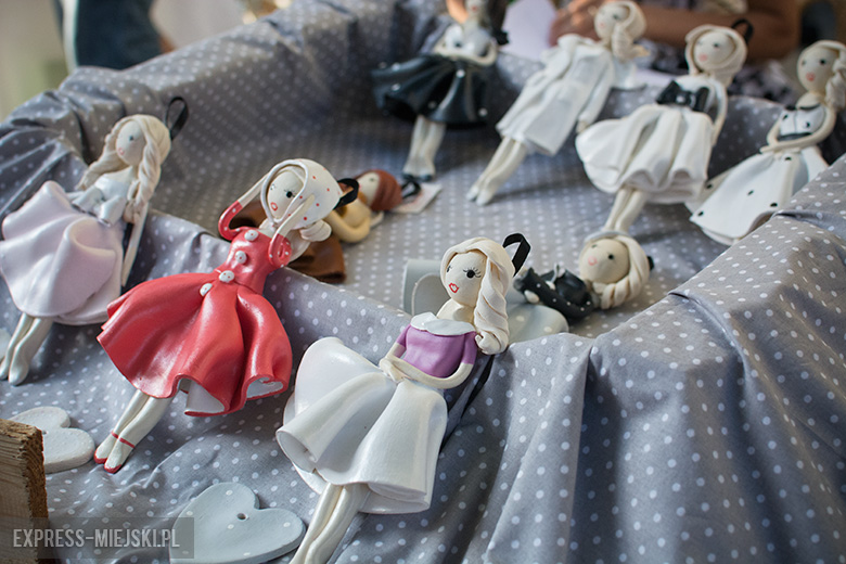 Niedziela - w Święto Wina w Mieście Skarbów