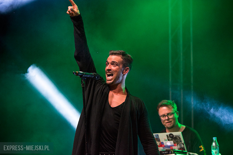 Niedziela - w Święto Wina w Mieście Skarbów