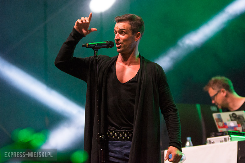 Niedziela - w Święto Wina w Mieście Skarbów