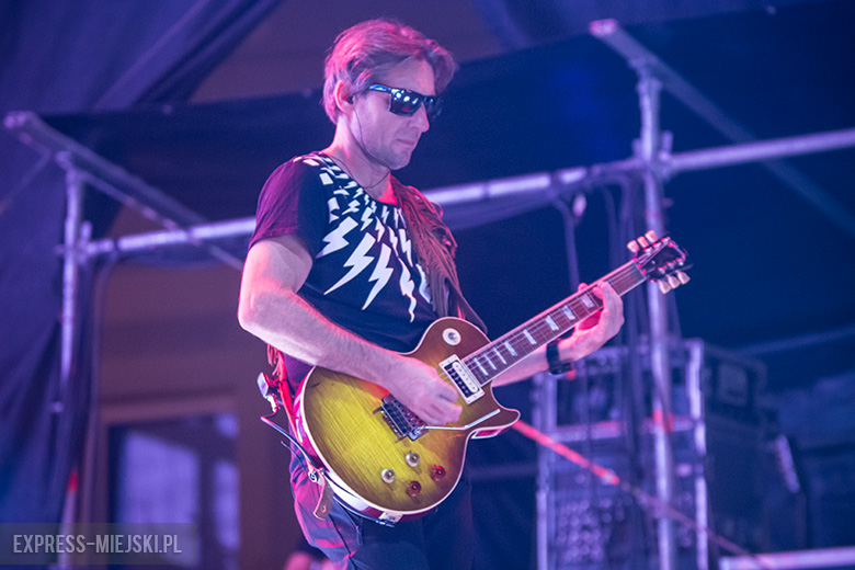 Niedziela - w Święto Wina w Mieście Skarbów