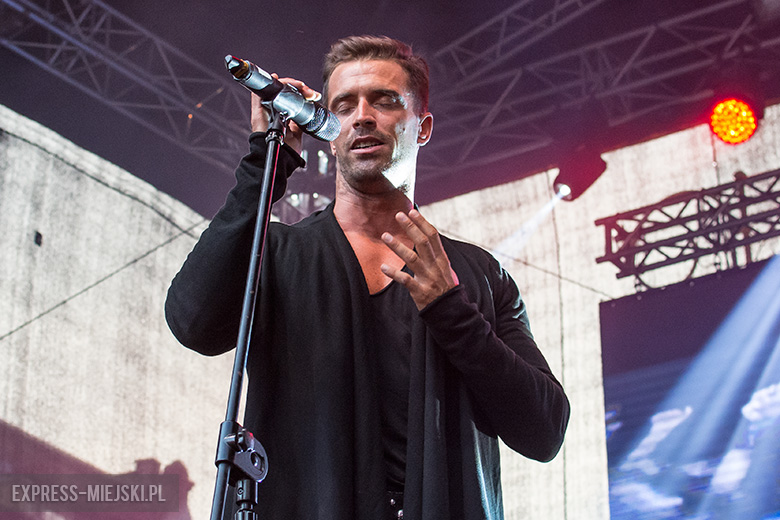 Niedziela - w Święto Wina w Mieście Skarbów